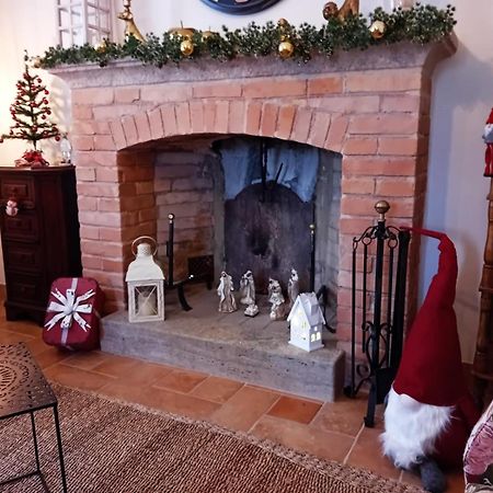 Casa Maria - Dimora Di Charme Villa Монталчино Екстериор снимка